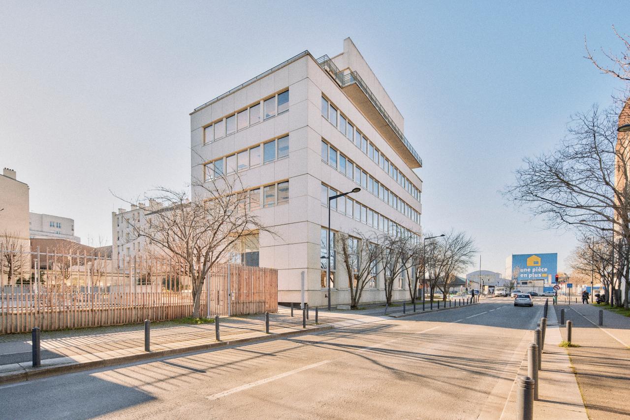 Bureau La Plaine Saint-Denis 2922m² Vente bureau La Plaine Saint-Denis Seine-Saint-Denis OVBUR2426975 1